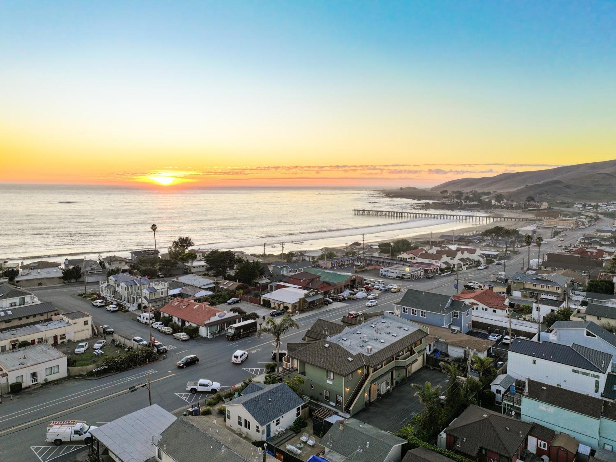 Cayucos Sunset Inn מראה חיצוני תמונה
